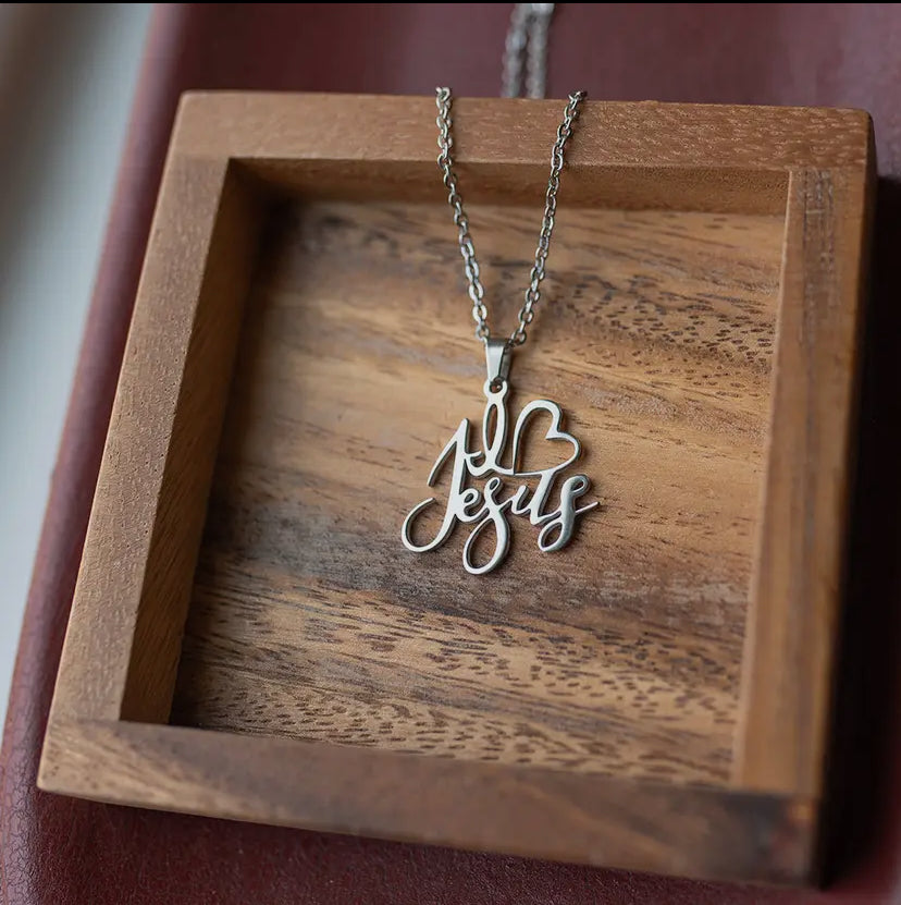 I ❤️ Jesus Necklace